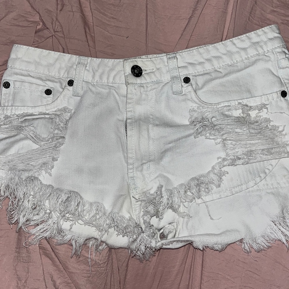 Carmar white denim shorts size 27